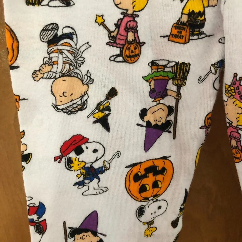 Peanuts Snoopy Woodstock pumpkin Halloween 2 piece unisex pajama set